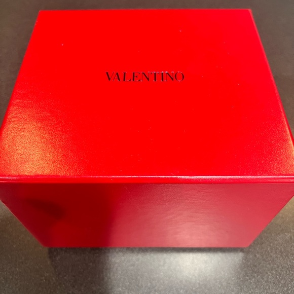 Valentino Watch - Picture 2 of 4